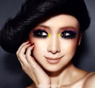 怎样画烟熏妆 画烟熏妆的技巧