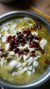 酸菜鱼的做法 酸菜鱼的做法 酸菜鱼怎么做好吃 酸菜鱼的做法