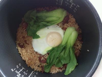 电饭锅香菇焖饭的做法 电饭锅版香菇焖饭,超香超简单!懒人必备!一定要收藏!