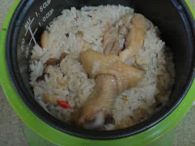 香菇鸡腿焖饭 超简单!系列之香菇鸡腿焖饭