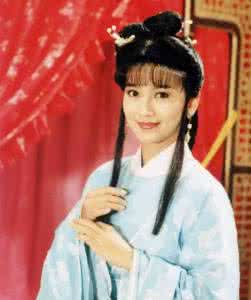 62岁赵雅芝再扮白娘子 62岁赵雅芝再扮白娘子 62岁的她依然是最美白娘子，优雅到老！