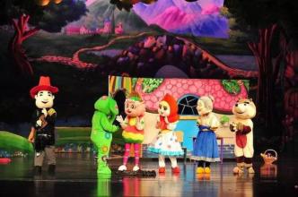 街头篮球最低几级秒板 8分23秒的震撼 【最低仅38元】海乐儿童剧场开年新剧：《小红帽之七彩果》 1月8日震撼上演！