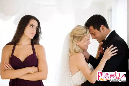 婚外情中怎样挽回情人 婚外情，怎样给情人过生日？