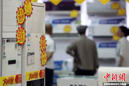 最大范围高温天气来袭 夏日高温来袭 选购空调应参考“三项指标”