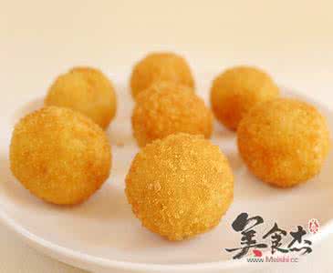 丹东幸福的炸鸡沙拉饭 幸福炸鸡球