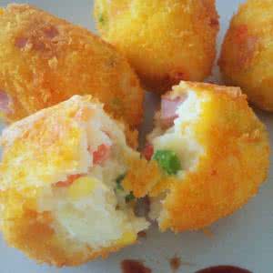 土豆可乐饼 【土豆可乐饼】