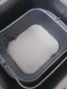 酸奶面包的做法面包机 面包机酸奶面包的做法 面包机怎么做酸奶 面包机版的清爽酸奶的做法