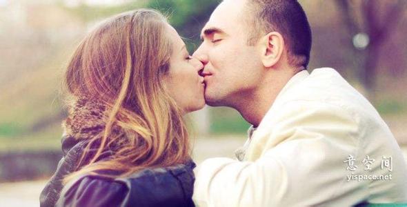 幸福像花样灿烂 总在笑得最灿烂的时候，害怕幸福突然远去