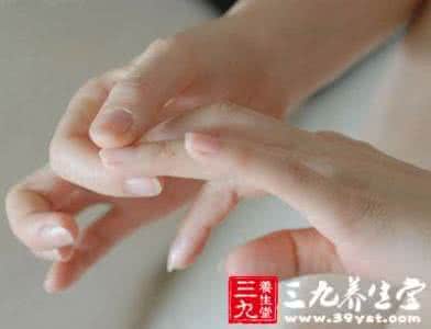 指甲与健康小常识 健康小常识 指甲中的14个健康密码