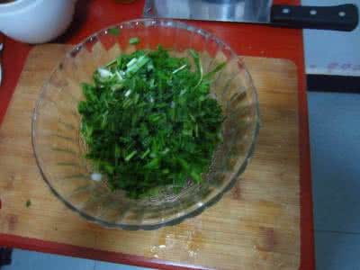 韭菜鸡蛋汤 炒韭菜、做饺子时,韭菜很容易出汤?教你韭菜不出汤的窍门!