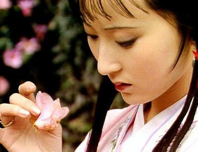 生活是一首无言的歌 句句精华：眼泪，是一首无言的歌