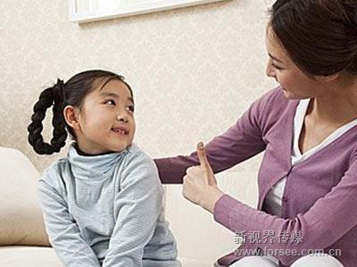 韩红母亲做客艺术人生 【教子有方】母亲如何做好儿子人生的设计师
