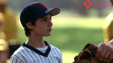 适合孩子看的励志电影 励志教育：孩子，听说你想坐在路边鼓掌