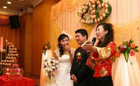 婚宴母亲三句话 婚宴上母亲赠给新人的三“不是”