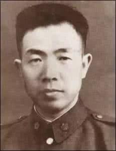 远征军段仲仪将军 李鸿将军介绍 蒙冤25载的远征将军李鸿