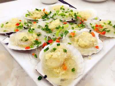 蒜蓉粉丝娃娃菜 0厨艺3步骤的挣面子菜——蒜蓉蒸扇贝