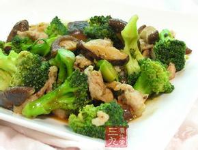 西兰花减肥食谱 西兰花的做法 4款食谱治冬季脾胃虚弱