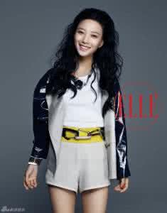 王珞丹 组图：王珞丹PK韩星 做早春时髦Sporty Girl