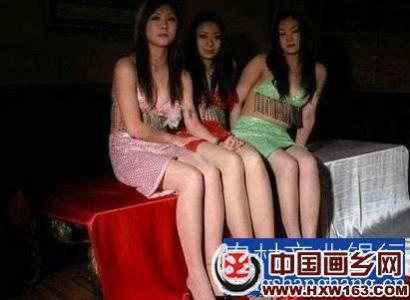 正常人办不出这种事儿 正常人办不出这种事儿 劲爆!屌丝为变男神 尽干这种事!