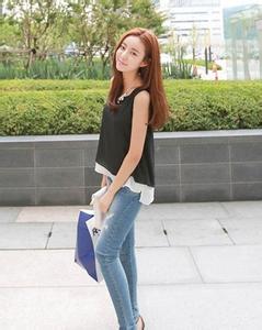 紧身牛仔裤av 番号 穿紧身牛仔裤av番号 人人都有牛仔裤，但你真的能够穿好吗？