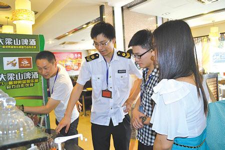 食堂食品安全监督员 食安问题多 网友建议企业食堂设安全监督员