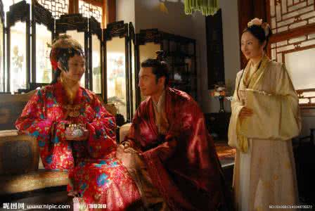 平儿和贾琏的关系 平儿 平儿和贾琏的关系