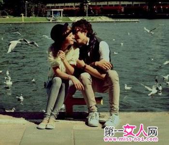 发现男友劈腿聪明做法 帅气男友太花心，屡次玩劈腿！