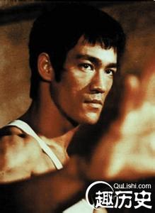 功夫巨星李小龙 李小龙的师傅 功夫巨星李小龙的师傅是何人也?_李小龙的师傅是谁