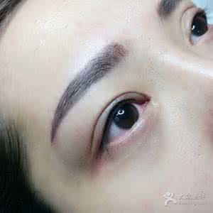 纹眉纹眼线后悔死了 纹眉眼线哪里好 很多女孩喜欢纹眉眼线,都看看,内幕超吓人...