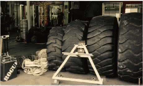 翻轮胎训练好处 地下力量训练全书:翻轮胎的理论