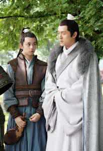 琅琊榜吴磊 琅琊榜吴磊 吴磊时尚大片曝光 吴磊深秋时尚大片曝光 暖男范儿十足 比琅琊榜小飞流更有杀伤力