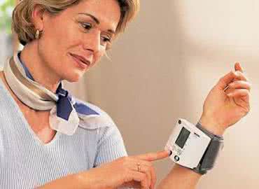 更年期高血压的症状 更年期高血压有哪些特点