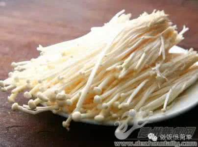 金针菇放久了能吃吗 吃了这么久金针菇，今天才知道居然应该这样切！