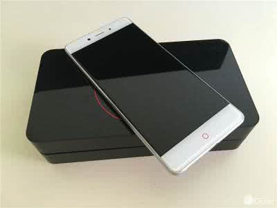 努比亚z11需要贴膜吗 努比亚z11需要贴膜吗？