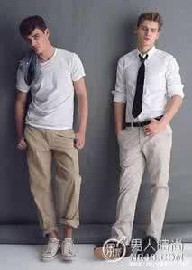 男士卡其裤搭配鞋子 卡其裤搭配 男士卡其裤的搭配问题