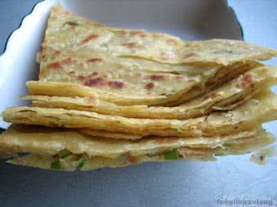 葱花手撕饼 葱花手撕饼制作过程图