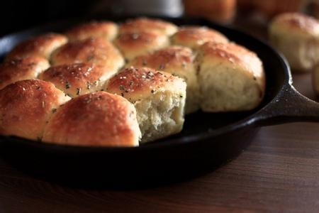 迷迭香之魅书包网 迷迭香晚餐包/Rosemary Dinner Roll