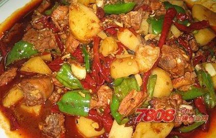 新疆大盘鸡的正宗做法 【舌尖上的中国------新疆大盘鸡】