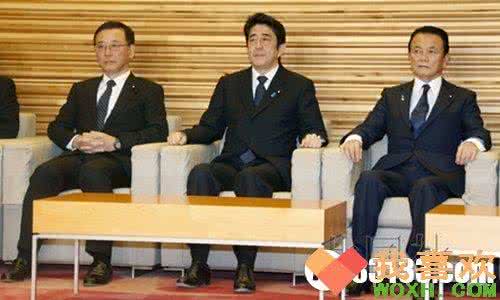 看看公知丑陋的嘴脸 安倍丑陋嘴脸:明面上讨好中国暗地里谩骂诋毁