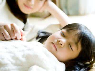 睡前给孩子讲故事 孩子入睡前最适宜讲的故事