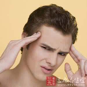 男人小便分叉的原因 男人小便分叉 可能预示什么疾病