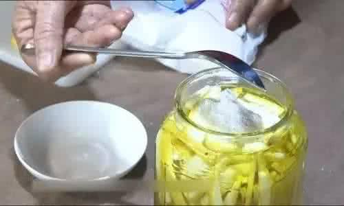 洗洁精没洗干净 生活圈丨担心洗洁精冲不干净影响健康?试试自制柚子皮洗洁精