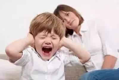 父母脾气暴躁孩子懦弱 父母应该如何培养孩子的好脾气？