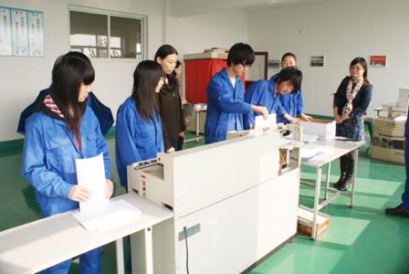 中职学校班级管理制度 中职学校班级管理的实践与思考