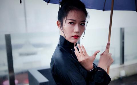 叶泳湘太极拳视频 叶泳湘太极拳视频 “当代宫二”——80后美女太极传人叶泳湘