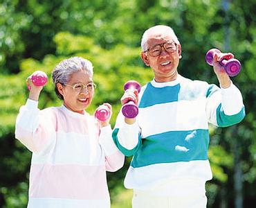中老年人练瑜伽好处多 老人秋天科学保健好处多
