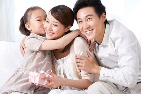 夫妻关系对孩子的影响 图文:什么样的夫妻关系,养出什么样的孩子!