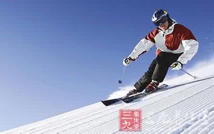 棋盘山滑雪场 棋盘山滑雪场 冬季滑雪运动好去处