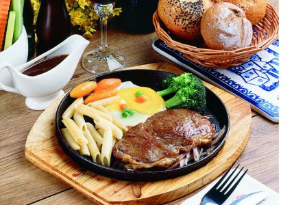 吃牛排的礼仪 吃牛排礼仪 吃牛排