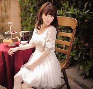 哈哈吼吼 吼吼~~初夏MM最中意的16款连衣裙;OL职场必备！